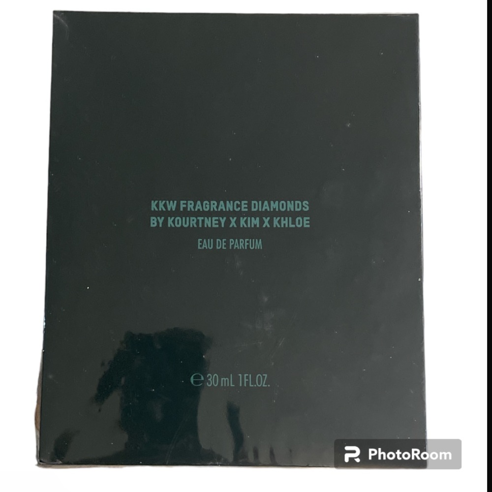 ❌SOLD ON Ⓜ️❌ KIM EMERALD DIAMOND BNIP Authentic Picture added - Picture 6 of 7
